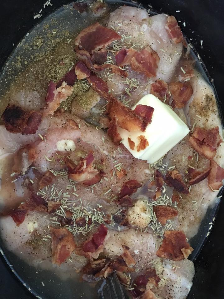 Creamy Slow Cooker Chicken with Bacon & Cheese {low carb & keto ...