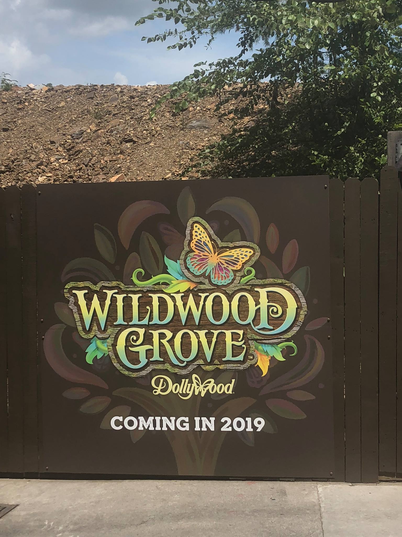 wildwood grove sign showing coming soon