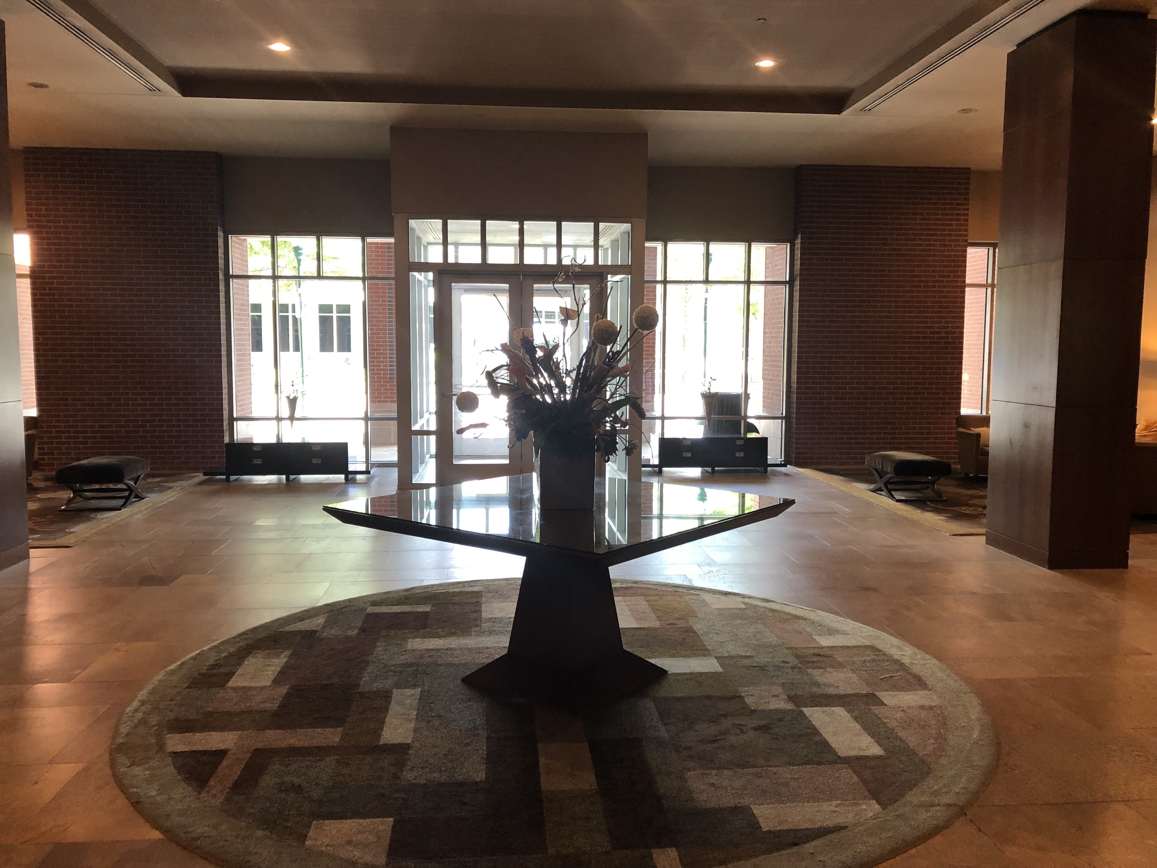 Chattanoogan hotel foyer