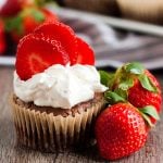 keto chocolate cheesecake bites with strawberries