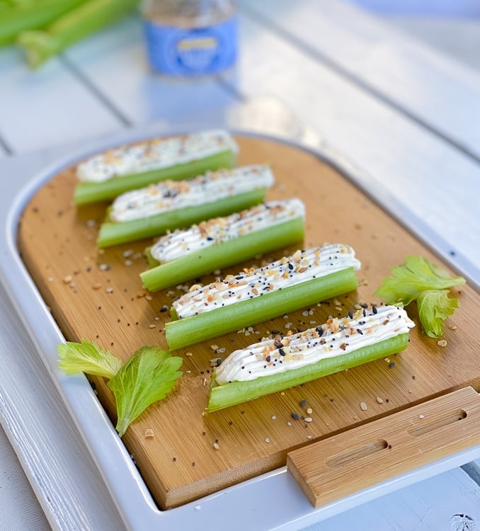 celery boats with cream cheese