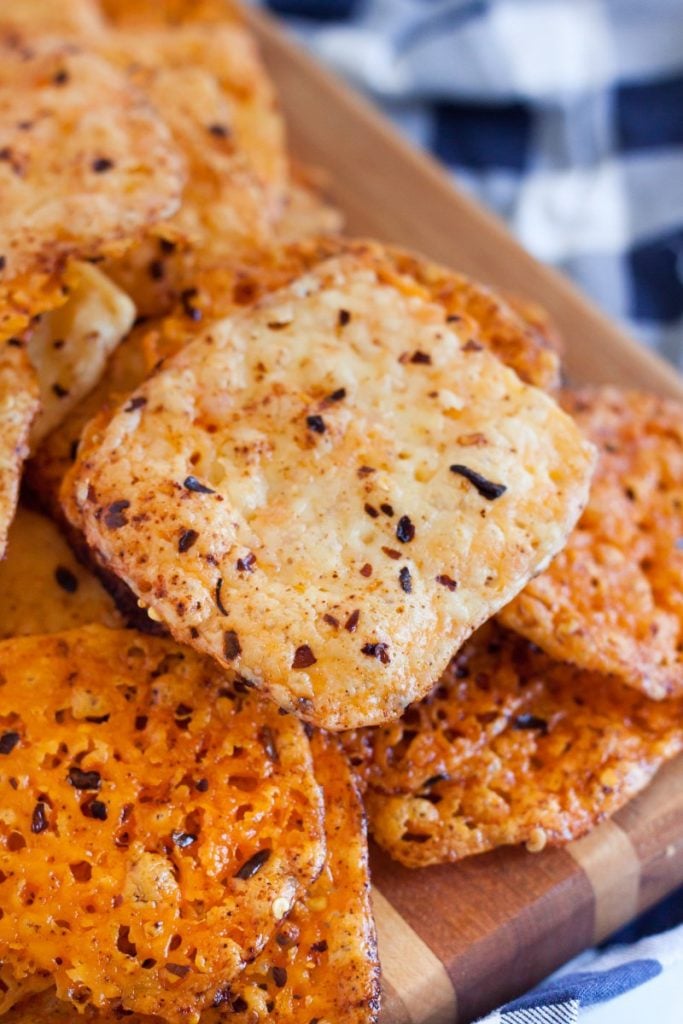 baked cheese crisps snack