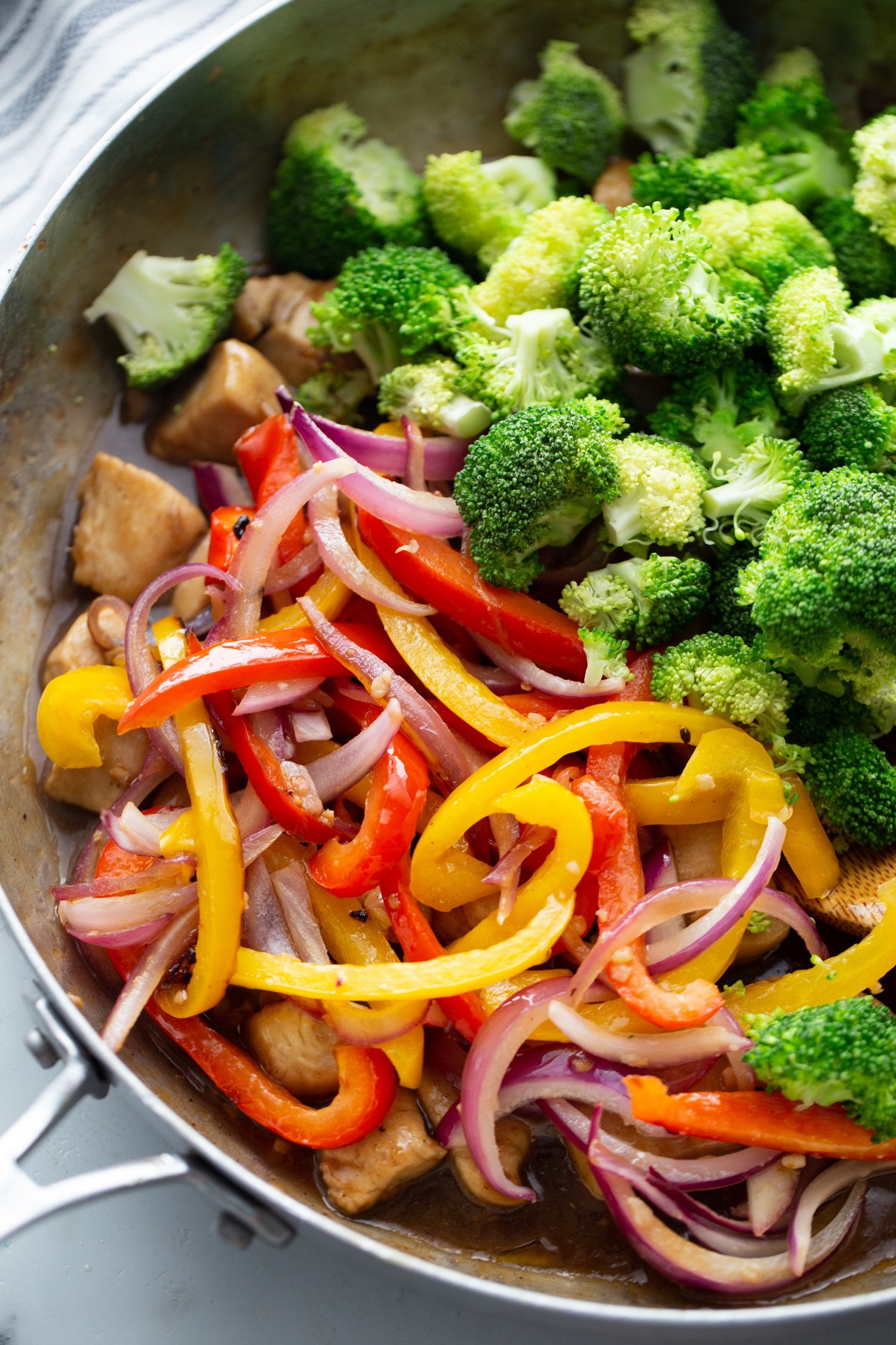 low carb chicken and vegetables in a skillet