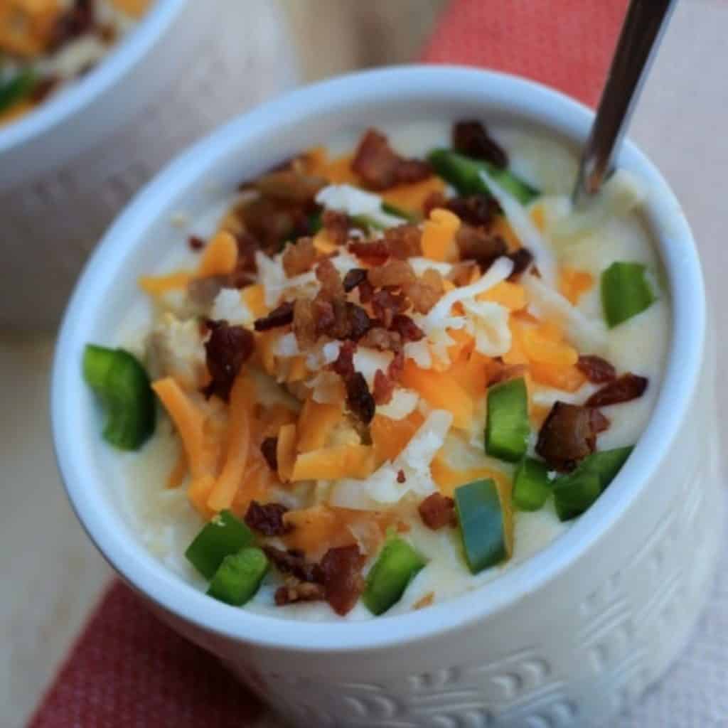 low carb jalapeno popper soup featured image