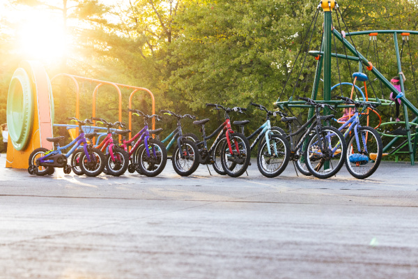 huffy GRW stock image of different sized bike lined up