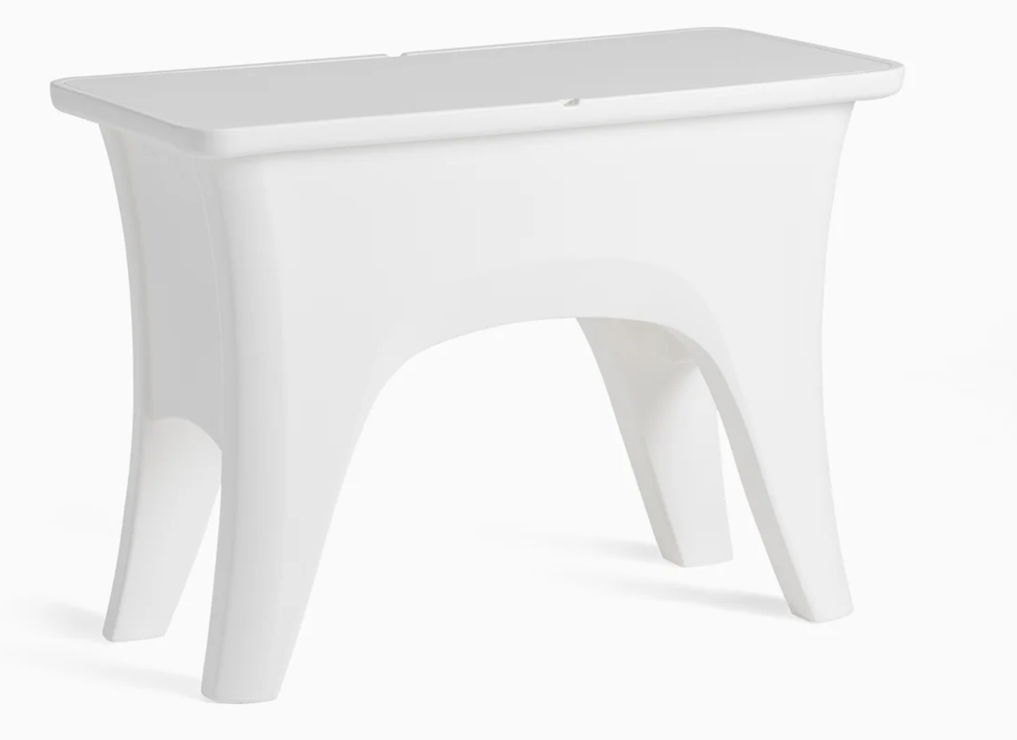 stock image of Vero In-Pool Entertaining Table&trade; on a white background